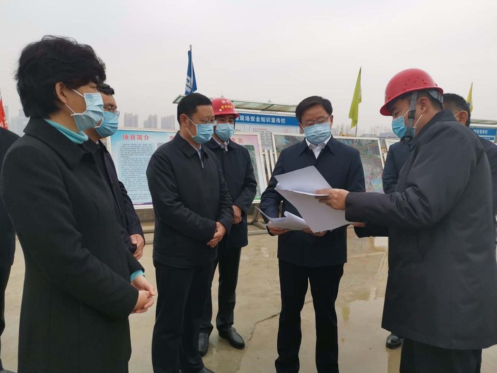 刘文强调研东方信华城项目复工建设情况